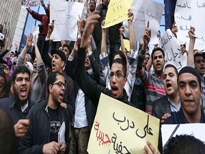 Mısır'da darbe karşıtı gösterilerde kan aktı