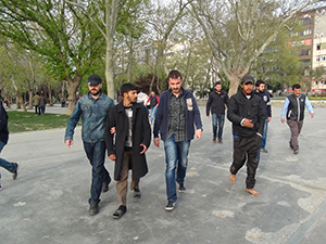 Suriyeli dilencilerin kumar keyfi