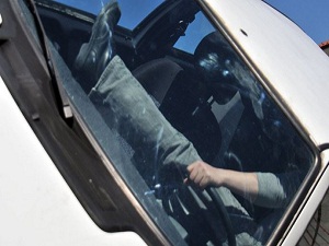 Emniyet kemeri takmayan sürücülere ilginç ceza