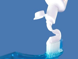 Uzmanlardan diş macunu uyarısı