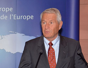 Avrupa en büyük insan hakları krizini yaşıyor