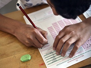 Merkezî sınavlar başlıyor, ders tekrarı yapan kazanacak