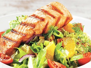 Dışarıda yiyorsanız salata ya da ızgara tüketin