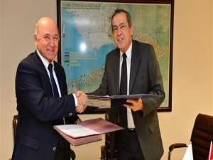 İzmir'de bin 500'lük ağaca bedel imza