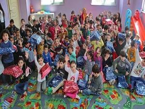 Suriyeli öğrencilere sürpriz ziyaret