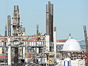 Çamlıca Camii’nin yarısı tamam