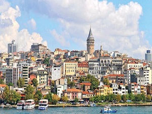 Yabancılar, İstanbul ve Antalya'da ev aldı