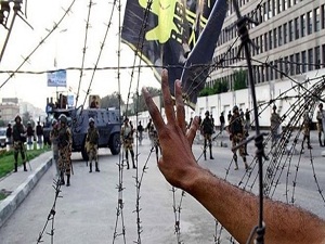 Darbe karşıtlarının gösterileri sürüyor