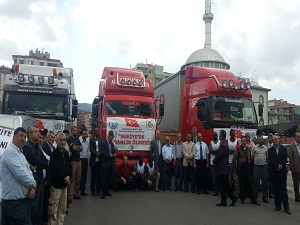 İzmir’den Suriye’ye üç yardım TIR’ı yola çıktı