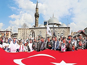 Dadaslar Mısır icin kefen giydi