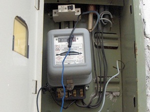 Kaçak elektriğin aboneye yıllık maliyeti 120 lira