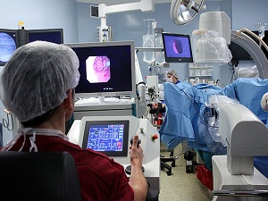 Türk robotu İbn-i Sina'ya Avrupa'dan ödül