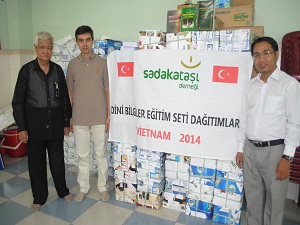 Sadakataşı'ndan Vietnamca Kuran Meali