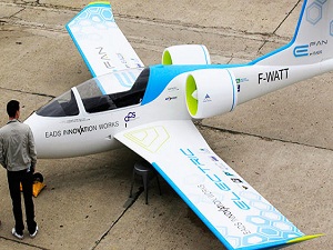 İşte dünyanın ilk yüzde 100 elektrikli uçağı