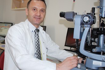 Bilgisayar, tablet ve akıllı telefon çocuklarda kuru göz riskini artırıyor