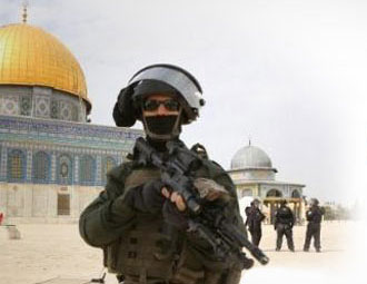 İsrail Mescid-i Aksa'da namazı bitirecek!