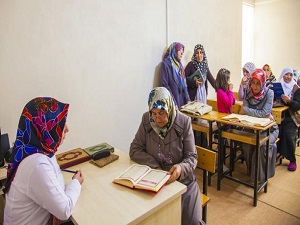 7'den 70'e Kur'an öğreniyorlar