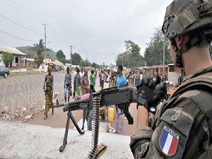 Fransa, Afrika’yı 4 koldan sömürecek