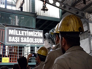 Madenciler için iş bıraktılar