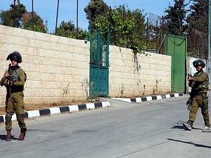 Filistinliler ile İsrail askerleri arasında çatışma