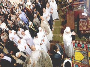 Dünya Soma için namaza ve duaya durdu