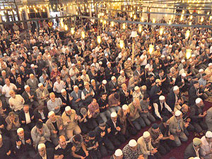 Soma'da ölen işçiler için onbir bin hatim