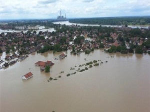 Balkanlar'da sele 44 kurban