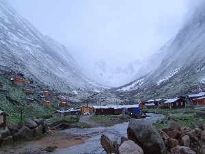 Yaz beklerken kar geldi