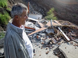 Korkudan evlerimize geri dönmeyeceğiz