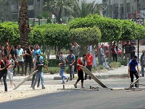 Mısır'da 20 öğrenciye hapis cezası