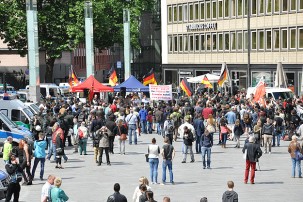 Tayland'da insan hakları serbest düşüşe geçti