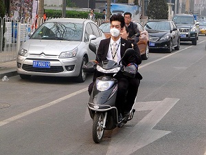 Çin'de altı milyon araç trafikten men edilecek