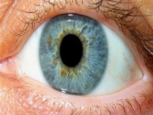 Göz tansiyonuna dikkat