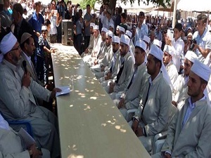 Törenle 21 imama icazet veridi