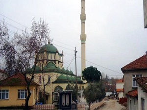 Deprem camiyi mühürletti