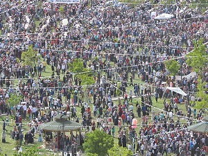 Van'da kahvaltı rekoru denemesi