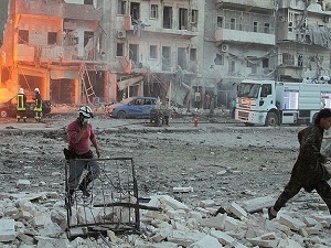 Esed zulmü devam ediyor: 100 ölü