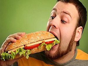 Yanlış beslenme yoruyor