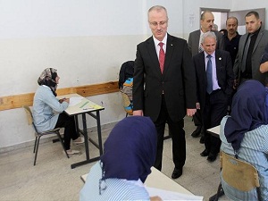 Filistin'de hükümet ciddi finansal kriz içerisinde