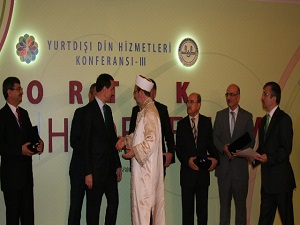 İslam dünyasını anlatan derslerden mahrumuz