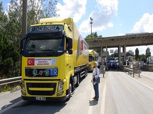 Bosna Hersek’e 5 TIR dolusu yardım yola çıktı