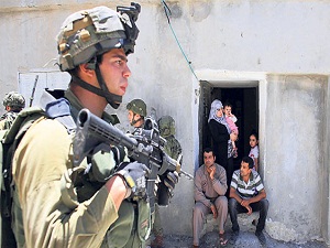 İsrail’den meclis başkanı dahil 40 Filistinliye gözaltı