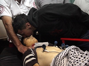 Çatışmada Filistinli bir çocuk hayatını kaybetti