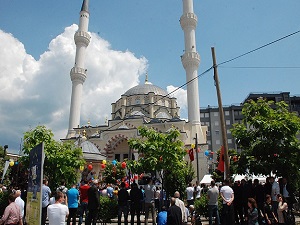 Kosova'da 'İsa Bey Camisi' açıldı