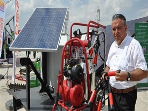 Güneş enerjisi ile çalışan süt sağma makinesi