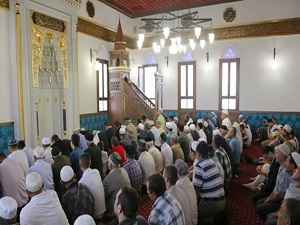 Kırım'da yakılan cami yeniden yapıldı