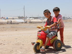 Erbil’deki Suriye mülteci kampına çadır takviyesi