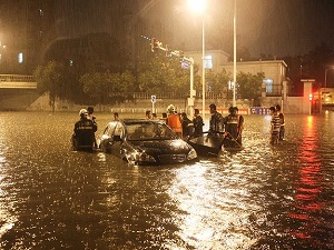 Çin'de fırtına ve kuvvetli yağış: 26 ölü