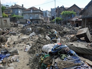 Sel felaketinde kaybolanlar aranıyor