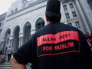 Malezya ‘Allah’ kelimesini yasakladı